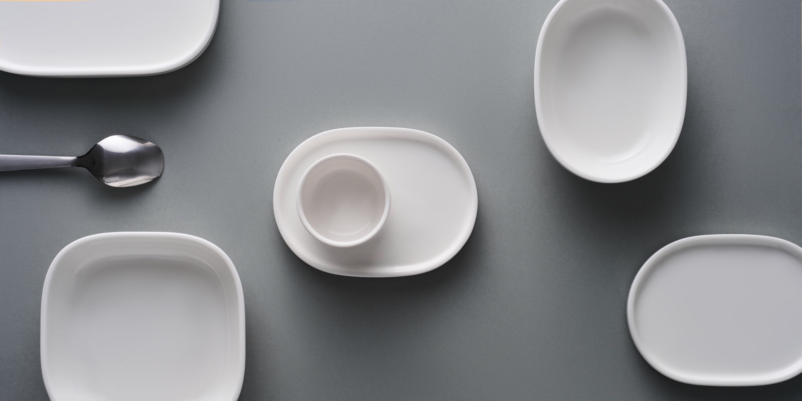 United Airlines Premium Cabin Dinnerware